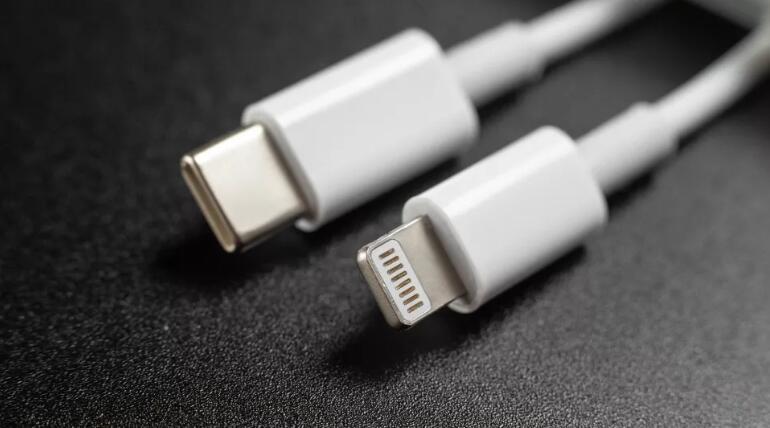 USB-C Charging Higher Data Transfer Speeds